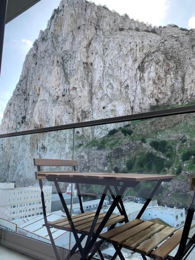 Cp High Floor Luxury Studio Gibraltar Eksteriør bilde